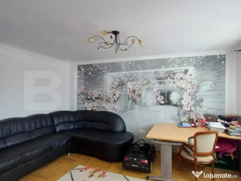 Casa individuala 262 mp, teren 1337 mp, in Mihai Viteazu