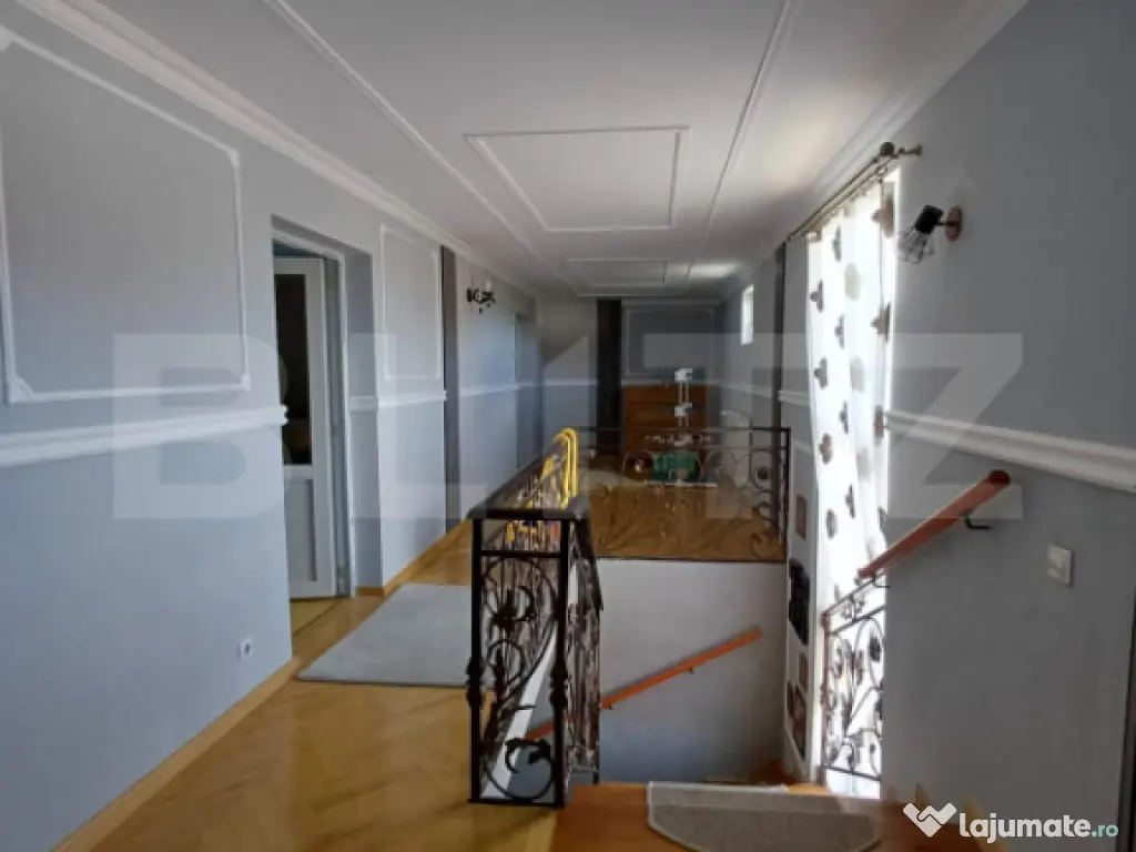 Casa individuala 262 mp, teren 1337 mp, in Mihai Viteazu