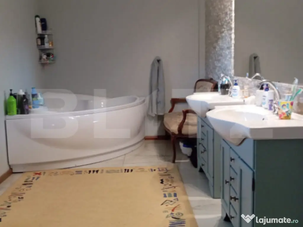 Casa individuala 262 mp, teren 1337 mp, in Mihai Viteazu