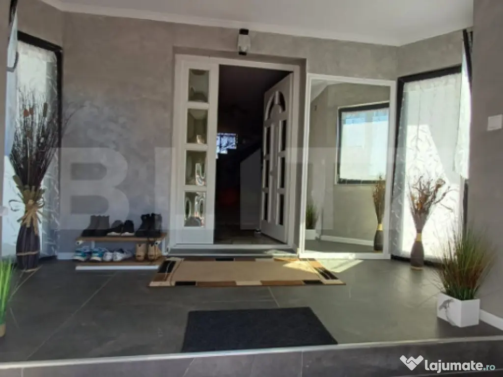 Casa individuala 262 mp, teren 1337 mp, in Mihai Viteazu