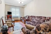 Vilă tip bloc 12 camere, 2 garaje 2 boxe zona Tomis 1 Flăm 