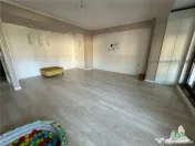 Apartament 3 camere cu terasa de in zona Parc Bazilescu 