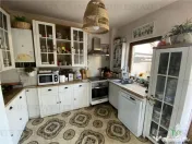 Vila multifunctionala in Fundeni-Dobroesti - locuinta, inves 