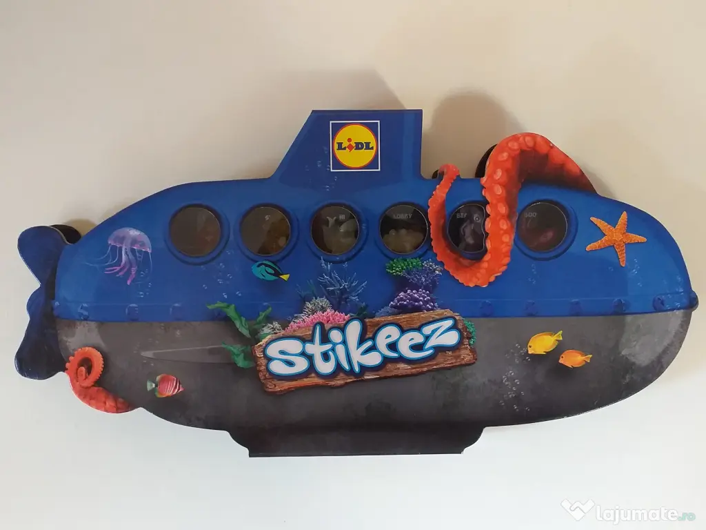 Colectii jucarii figurine stikeez strumpfi star wars gasca zurli submarin fotbal