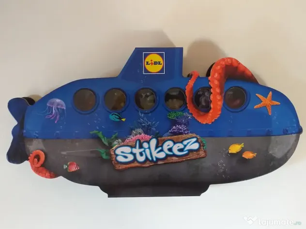 Colectii jucarii figurine stikeez strumpfi star wars gasca zurli submarin fotbal