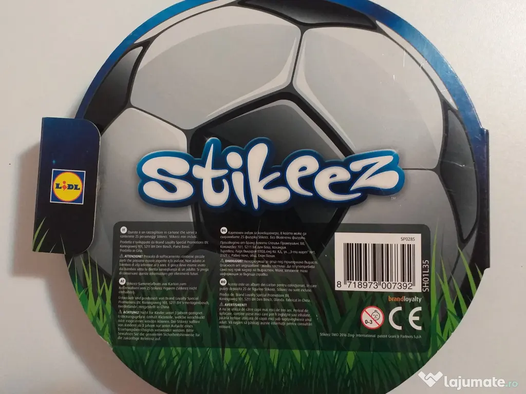 Colectii jucarii figurine stikeez strumpfi star wars gasca zurli submarin fotbal