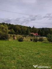 Teren intravilan situat in Traisteni 