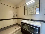 Apartament cu 5 camere si terasa spatioasa + 2 locuri de par 