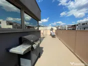 Apartament cu 5 camere si terasa spatioasa + 2 locuri de par 