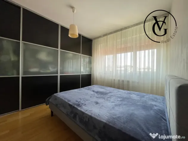 Apartament cu 5 camere si terasa spatioasa + 2 locuri de par