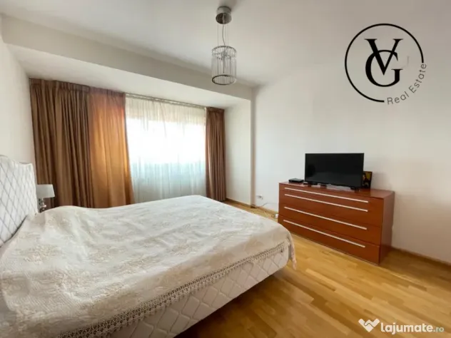 Apartament cu 5 camere si terasa spatioasa + 2 locuri de par