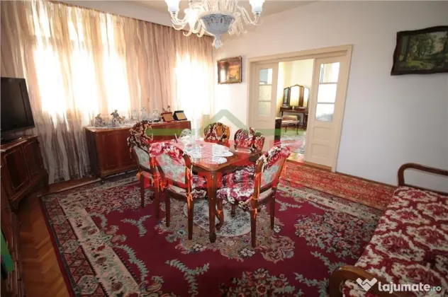 VILA P E M, ideala pentru doua familii, Orasul de Jos!