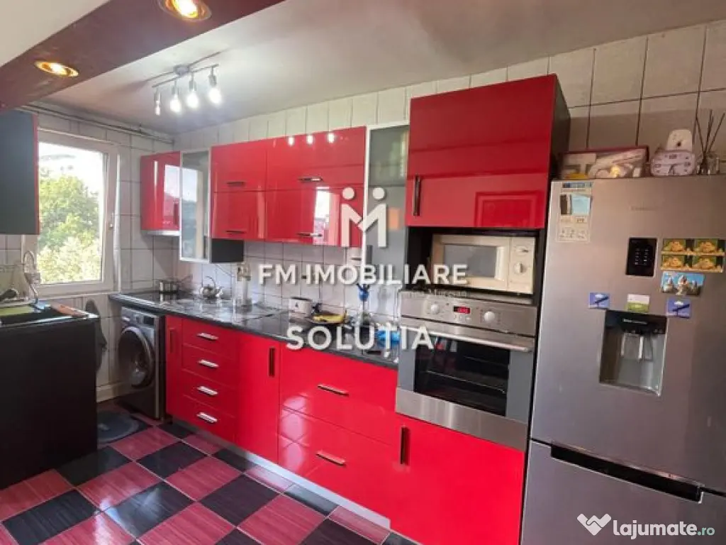 Apartament 3 camere de vanzare in zona Euromedica