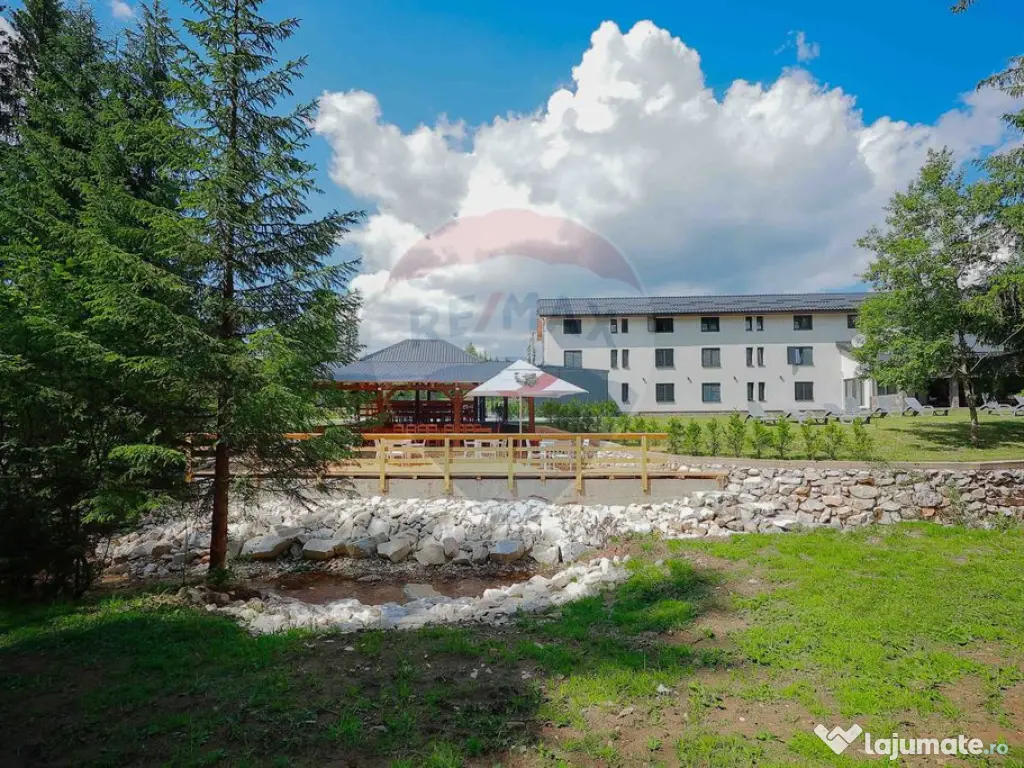 Hotel-Spa-Restaurant nou de Vânzare, 26 Camere, în Padiș,