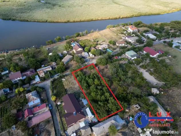ID 7857 EXCLUSIVITATE - Teren intravilan cu priveliște în Somova