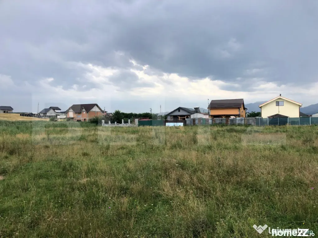 Teren Intravilan de 500 mp în Sânpetru, Brașov – Zonă - Brasov (Brasov)