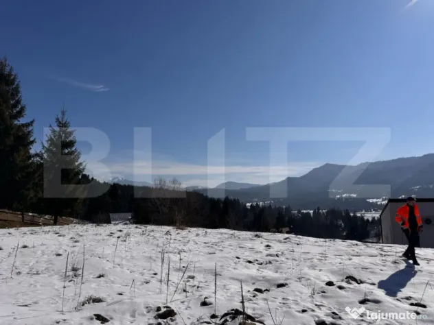 Teren de vânzare la Colibița – cu vedere panoramică spr