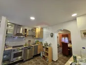 Casă solidă din cărămidă, mobilată, garaj, teren ge... 