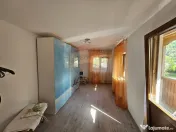 Casă solidă din cărămidă, mobilată, garaj, teren ge... 