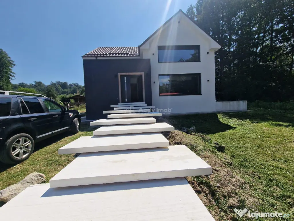 Resita, Vila noua, tot modern cu teren 1400 mp.C Caransebesu