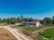 Pensiune de Vânzare cu 8 dormitoare, Rișca, Jud. Cluj 