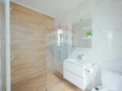 Pensiune de Vânzare cu 8 dormitoare, Rișca, Jud. Cluj 