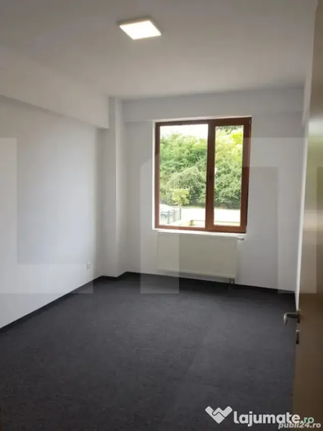Apartament de vanzare, cu 2 camere, 62 mp, zona Aradului