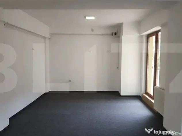 Apartament de vanzare, cu 2 camere, 62 mp, zona Aradului