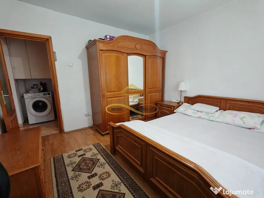 Apartament 3 camere de vanzare Bacau