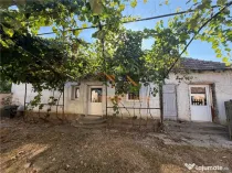 CASA CU TEREN 1500 MP | CHERESIG