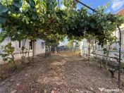 CASA CU TEREN 1500 MP | CHERESIG 