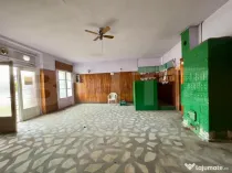 Casă individuală de vânzare - zona Centrală din Ocna Mur