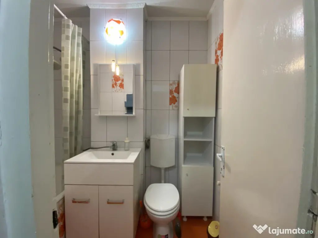 Apartament 2 camere lângă piața Rahova, școală, liceu ?