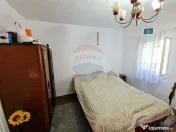 Vand sau schimb cu apartament 2 sau 3 camere si diferenta 