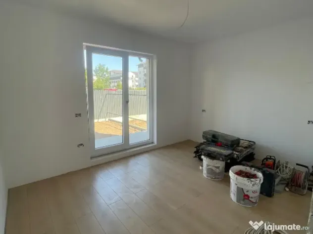 Apartament 2 camere|loc parcaare inclus|zona foarte buna