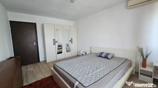 3 Camere -Bulevardul Unirii