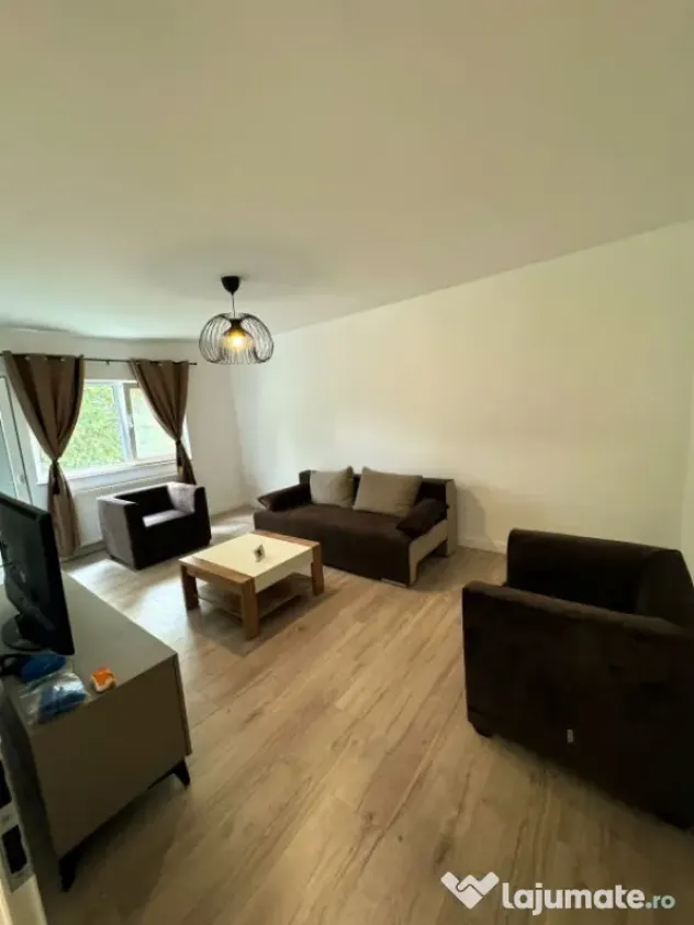 Apartament 2 camere de inchiriat in zona Faleză Nord