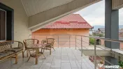 Hotel/ Pensiune in Brasov cu 14 camere-ideal pentru inves... 