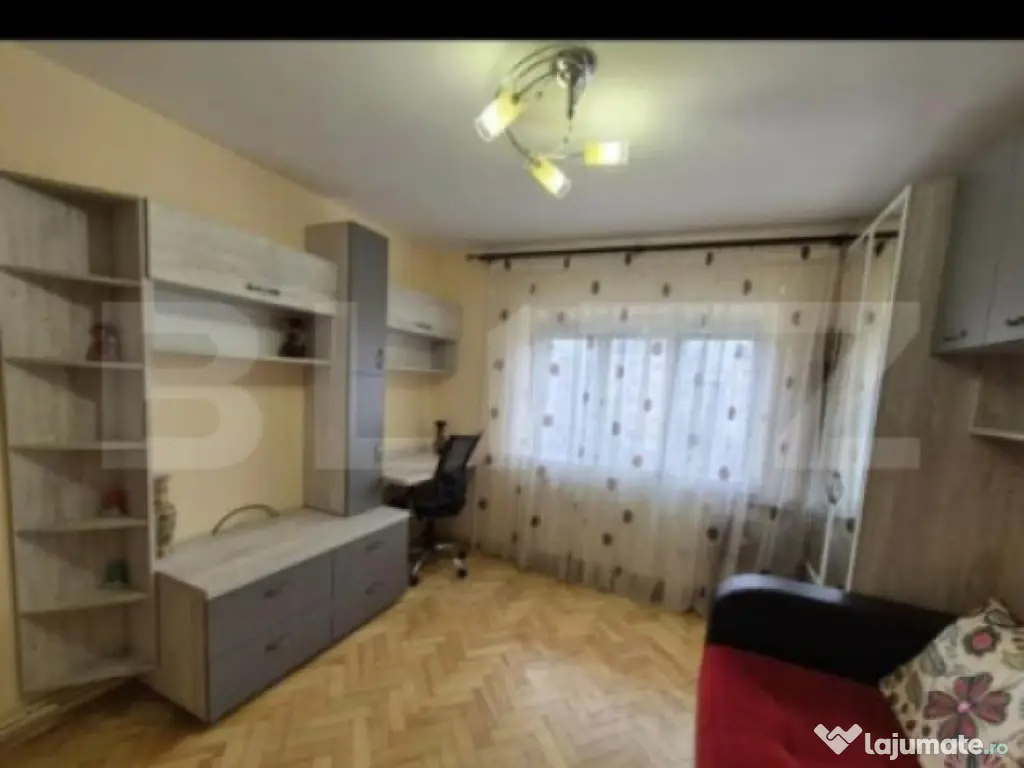 Apartament 3 Camere de Închiriat | Spațios & Luminat | Ia?