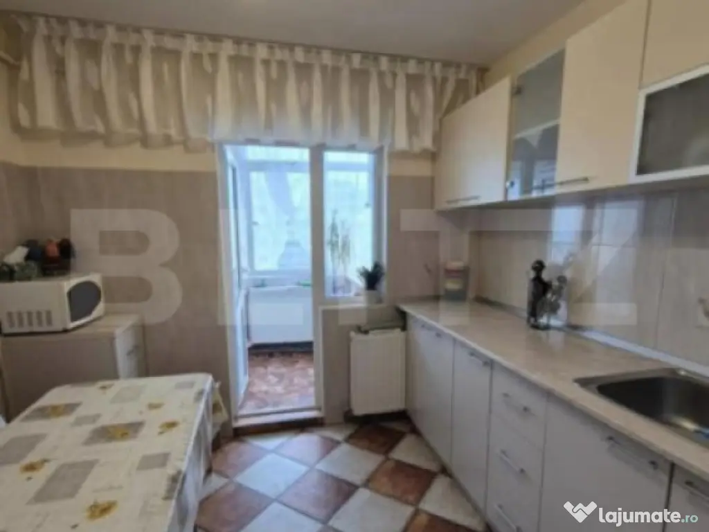 Apartament 3 Camere de Închiriat | Spațios & Luminat | Ia?