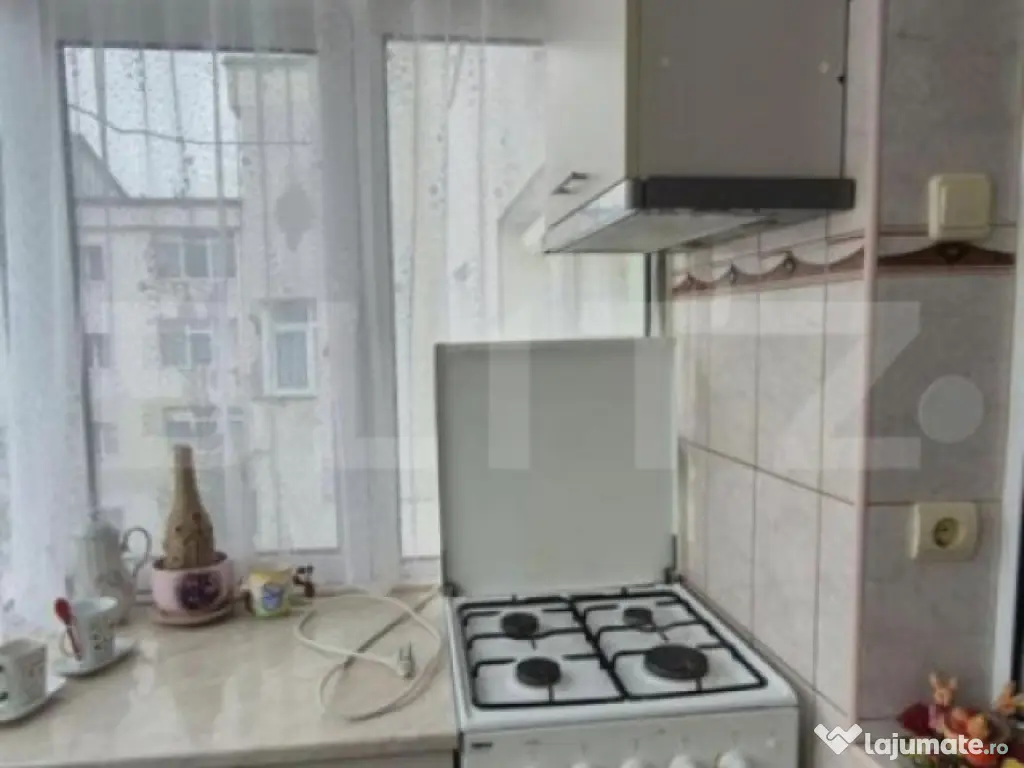 Apartament 3 Camere de Închiriat | Spațios & Luminat | Ia?