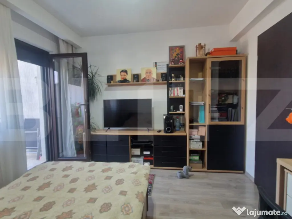Apartament 4 camere zona Tractorul, decomandat 17 mp terase