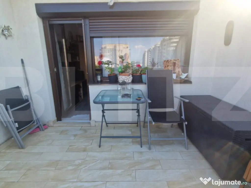 Apartament 4 camere zona Tractorul, decomandat 17 mp terase