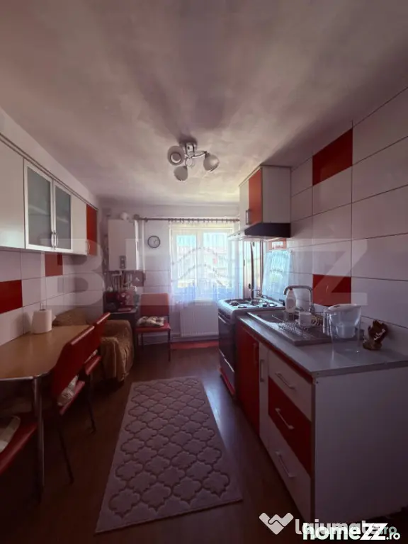 Apartament 4 camere, etaj intermediar, cartier Obcini - Suceava (Suceava)