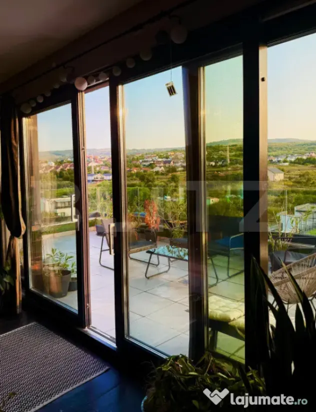 Penthouse de lux 3 camere, 120 mp, 2 bai, terasa, 2 parcari