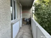 Apartament cu 4 camere de vânzare Roman central 