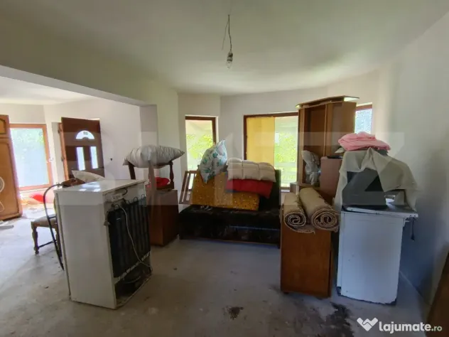 Casa cu 5 camere, în suprafață de 200 mp, Zalau