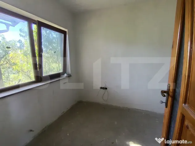Casa cu 5 camere, în suprafață de 200 mp, Zalau