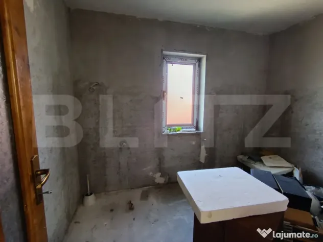 Casa cu 5 camere, în suprafață de 200 mp, Zalau