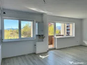 Apartament cu 3 camere la super pret in Sanpetru, pret de BLACK FRIDAY 